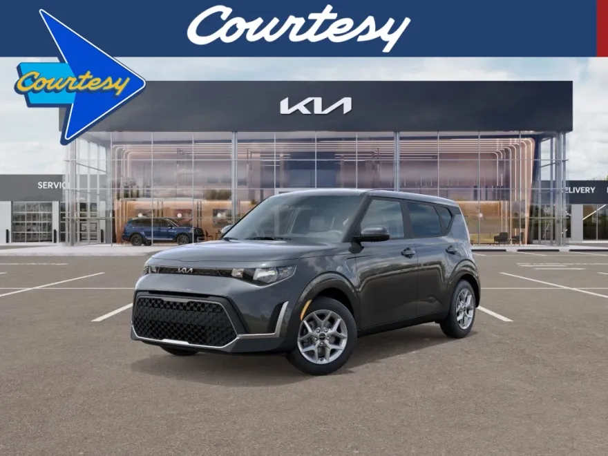 2025 Kia Soul LX photo 1