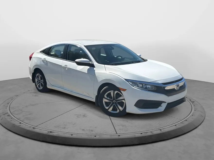 2020 Honda Civic LX Hatchback photo 1