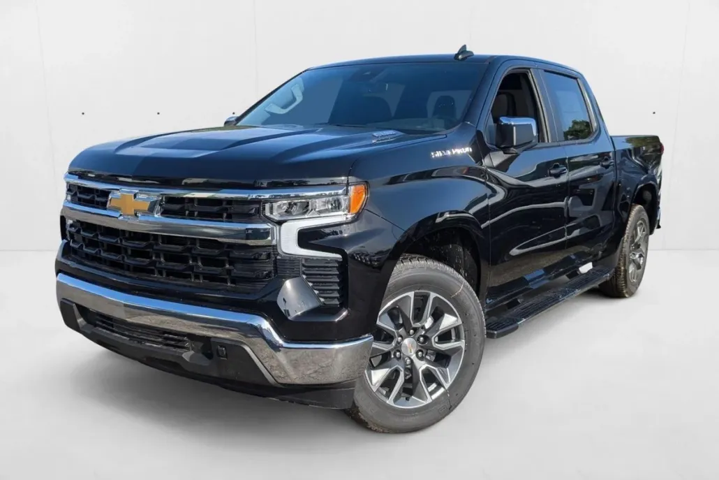 2025 Chevrolet Silverado 1500 LT photo 1