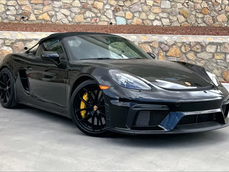 2022 Porsche Boxster Spyder photo 1