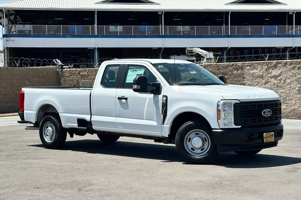 2025 Ford F-250 XL photo 1
