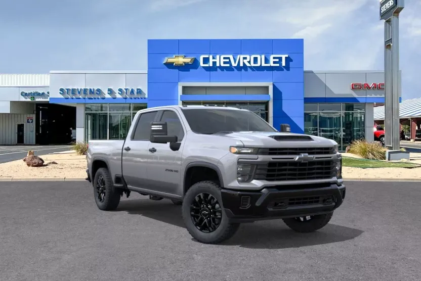 2026 Chevrolet Silverado 2500HD Custom photo 1
