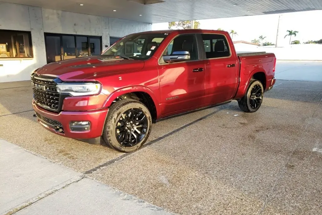 2025 Ram 1500 Limited photo 1