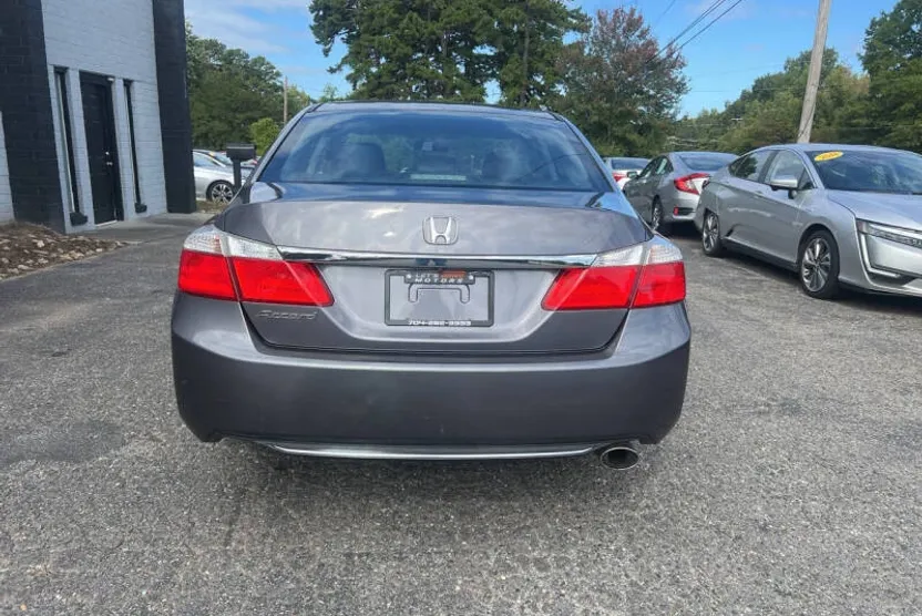 2015 Honda Accord LX photo 1