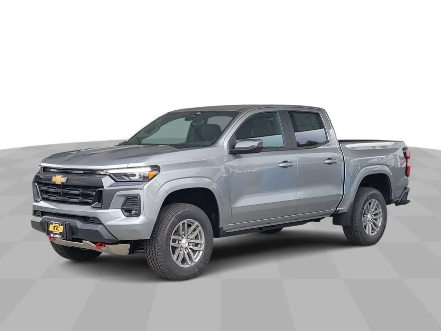 2024 Chevrolet Colorado LT photo 1