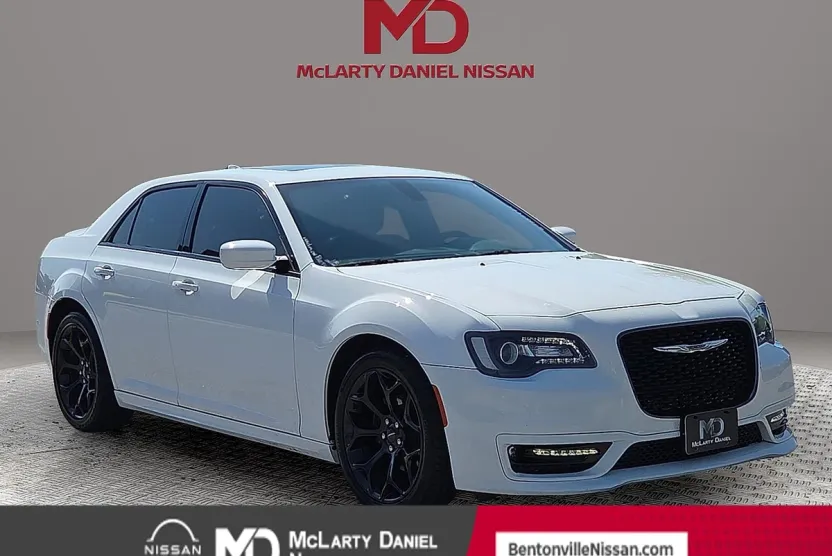 2020 Chrysler 300 S photo 1