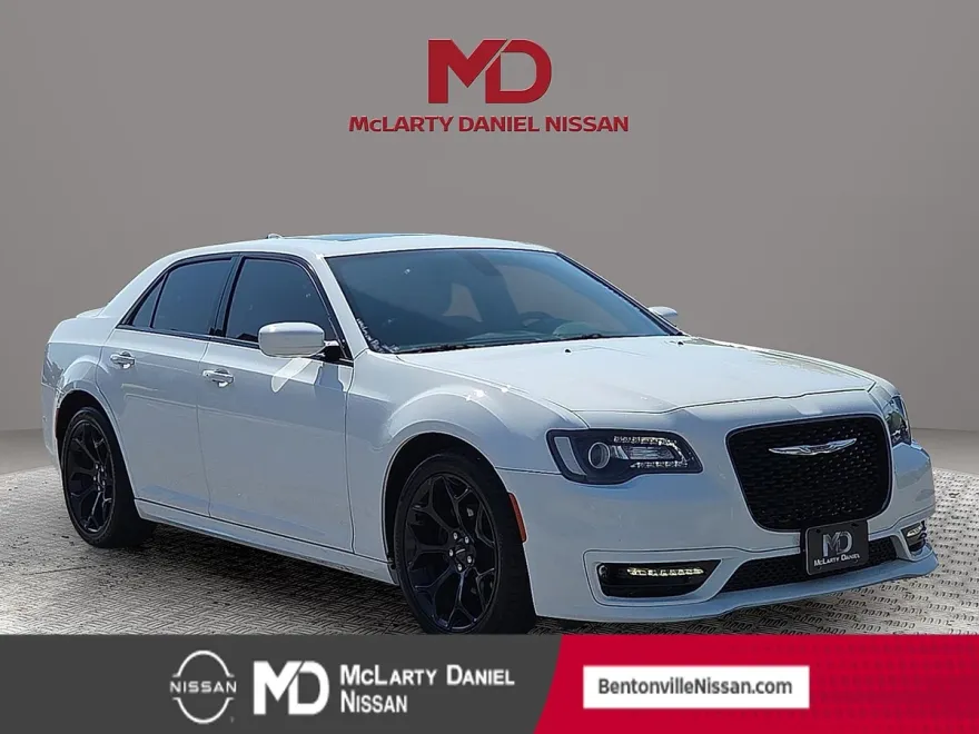 2020 Chrysler 300 S photo 1