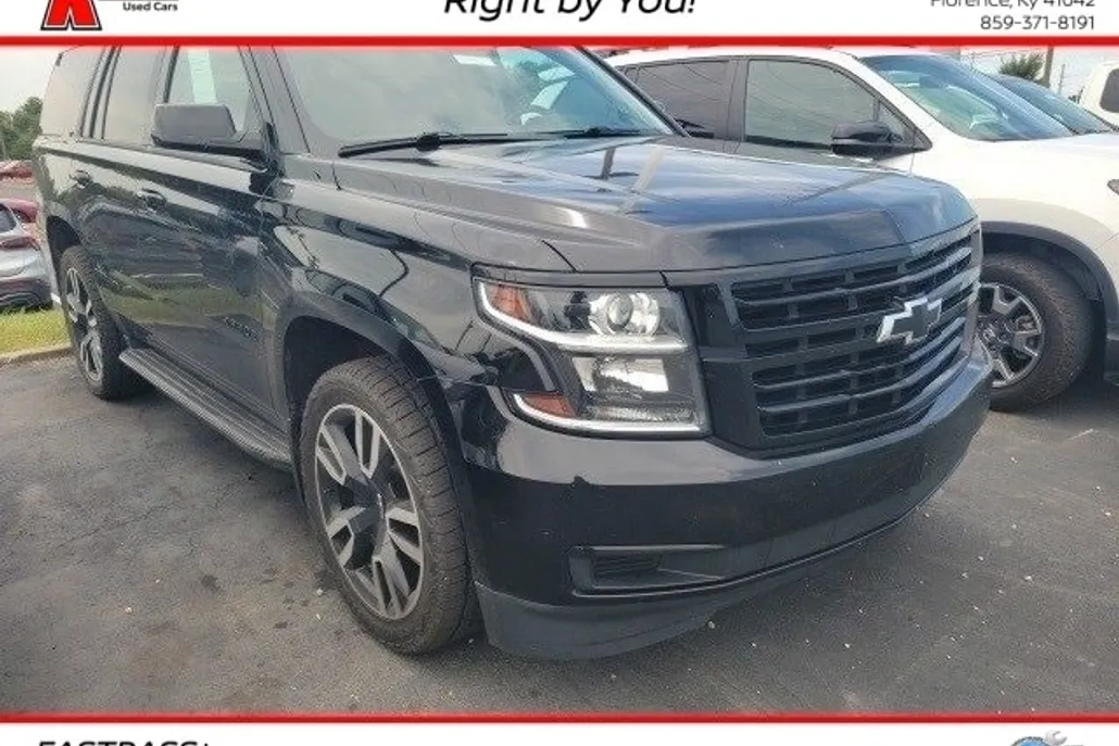 2019 Chevrolet Tahoe LT photo 1