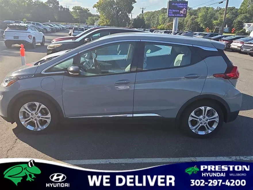 2019 Chevrolet Bolt EV photo 1