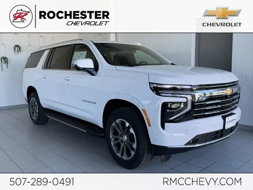 2025 Chevrolet Suburban LT photo 1
