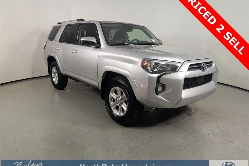 2024 Toyota 4Runner SR5 photo 1
