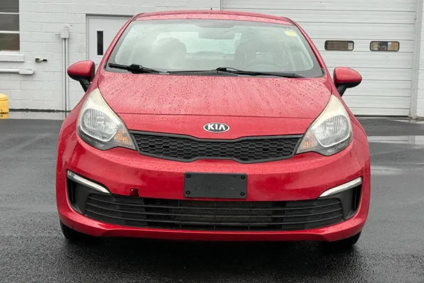 2017 Kia Rio LX photo 1