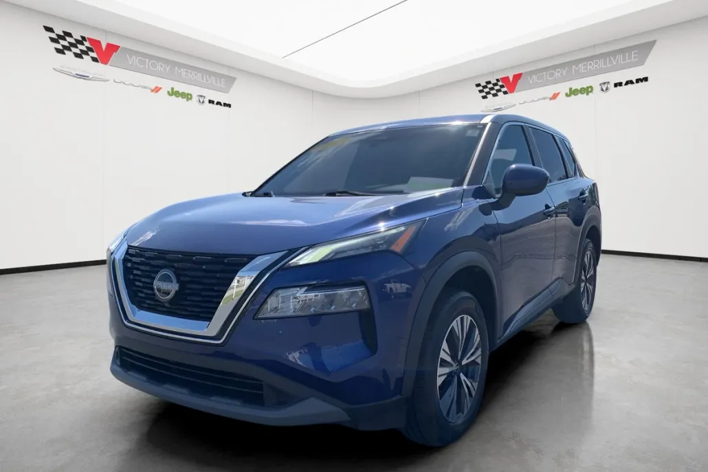 2023 Nissan Rogue SV photo 1