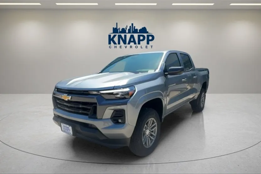 2026 Chevrolet Colorado LT photo 1