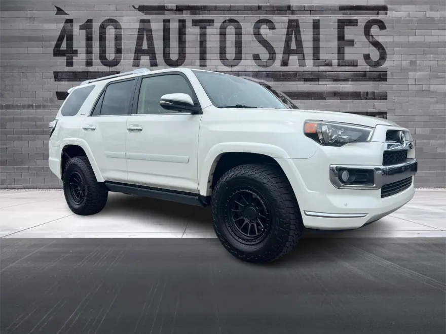 2015 Toyota 4Runner Limited photo 1