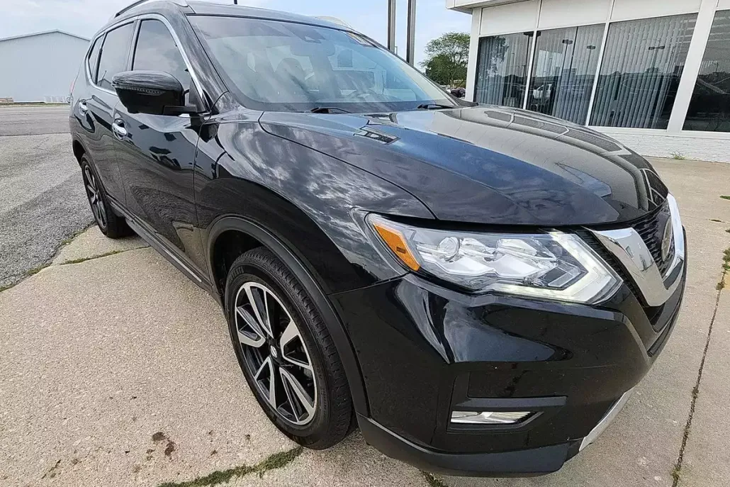 2019 Nissan Rogue SL photo 1