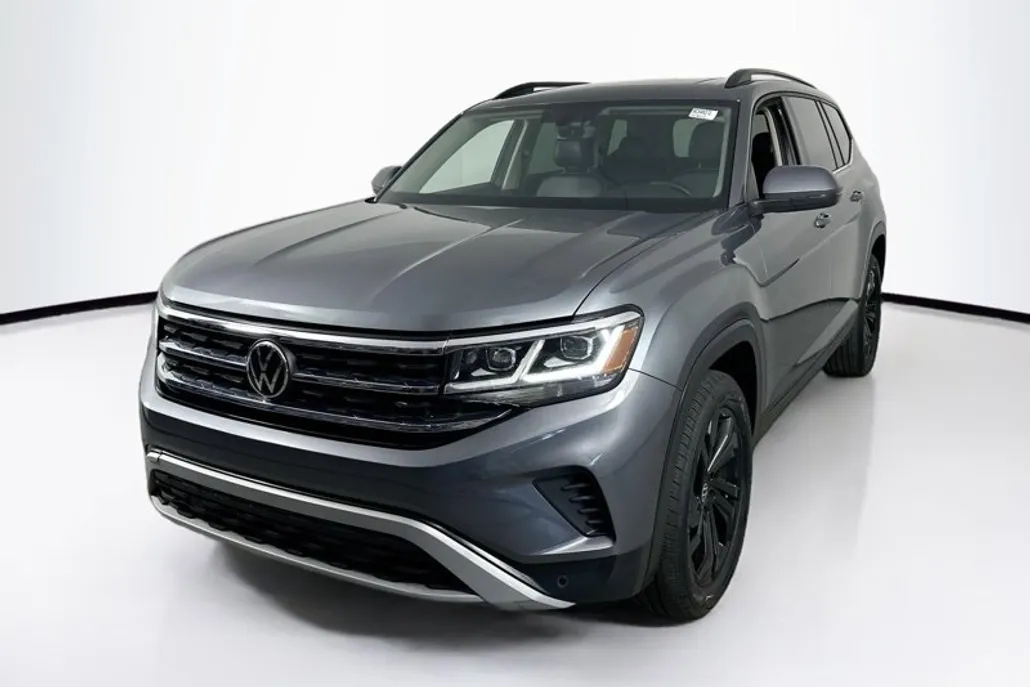 2022 Volkswagen Atlas SE Technology photo 1