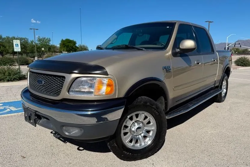 2001 Ford F-150 XLT photo 1
