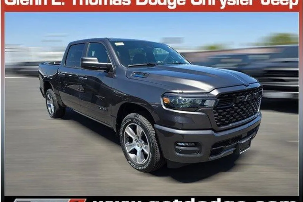 2025 Ram 1500 Tradesman photo 1