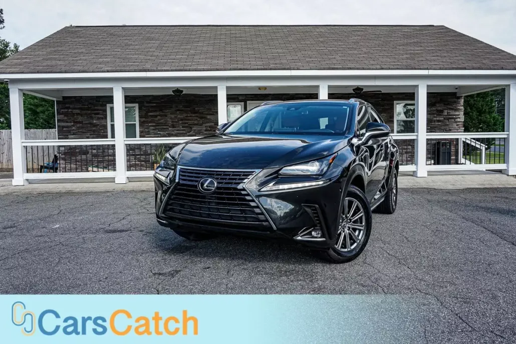 2019 Lexus NX 300 Luxury photo 1