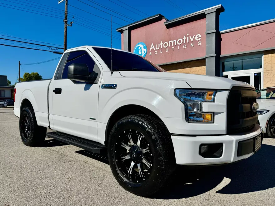 2017 Ford F-150 XL photo 1