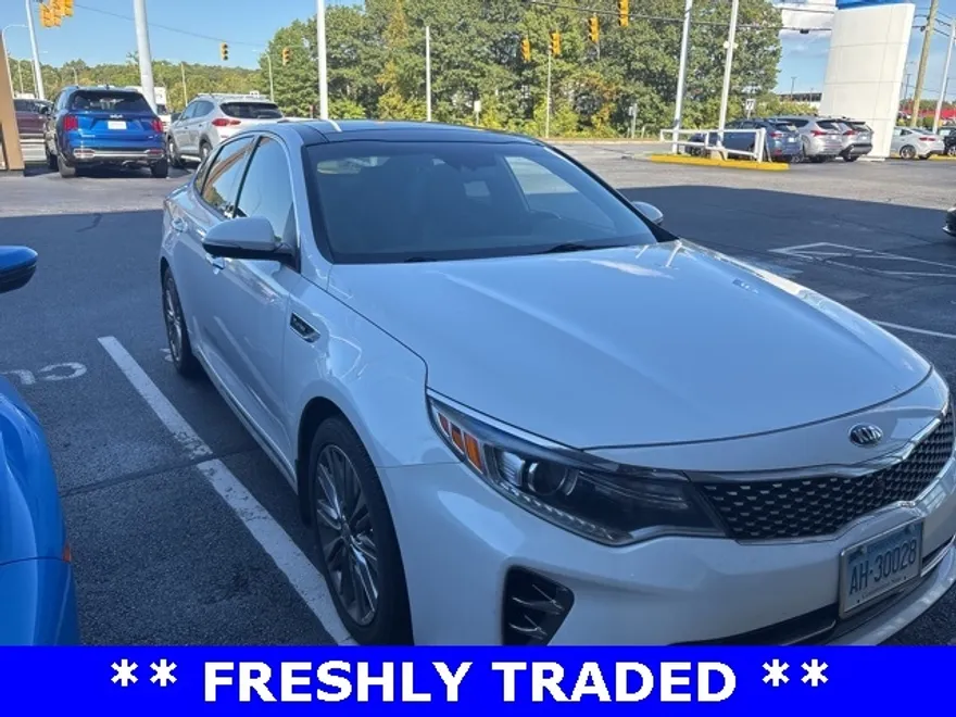 2016 Kia Optima photo 1