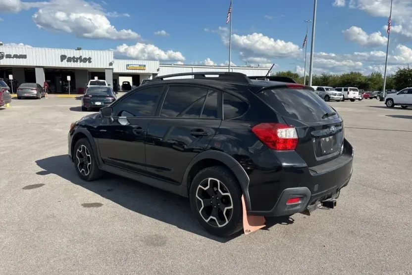 2015 Subaru Crosstrek 2.0i Limited photo 1