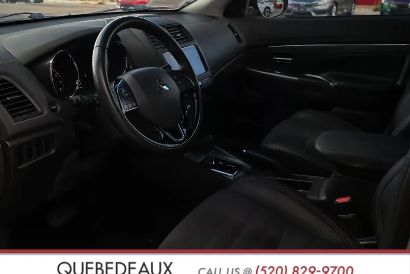 2018 Mitsubishi Outlander Sport SE photo 1