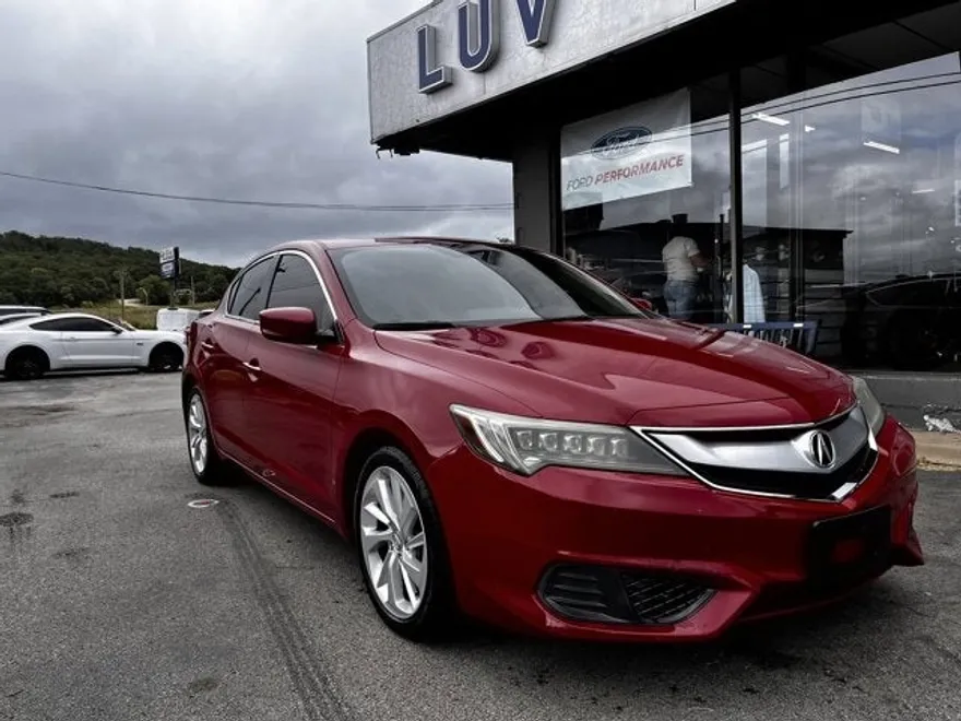 2017 Acura ILX Base photo 1