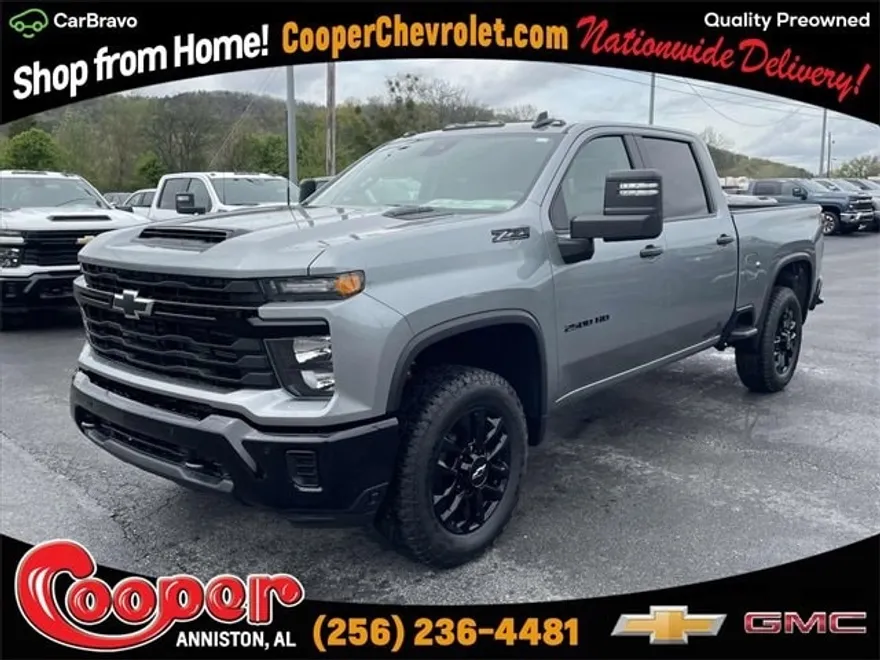 2025 Chevrolet Silverado 2500HD Custom photo 1