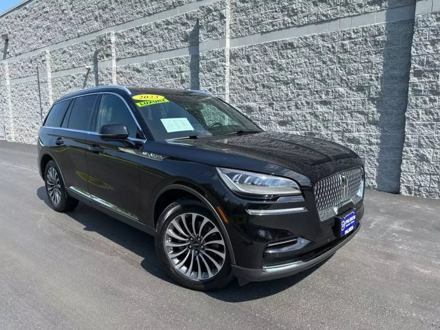 2023 Lincoln Aviator Reserve photo 1