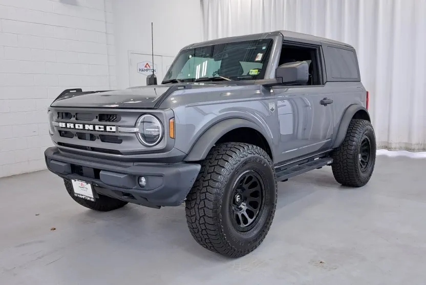 2022 Ford Bronco Big Bend photo 1