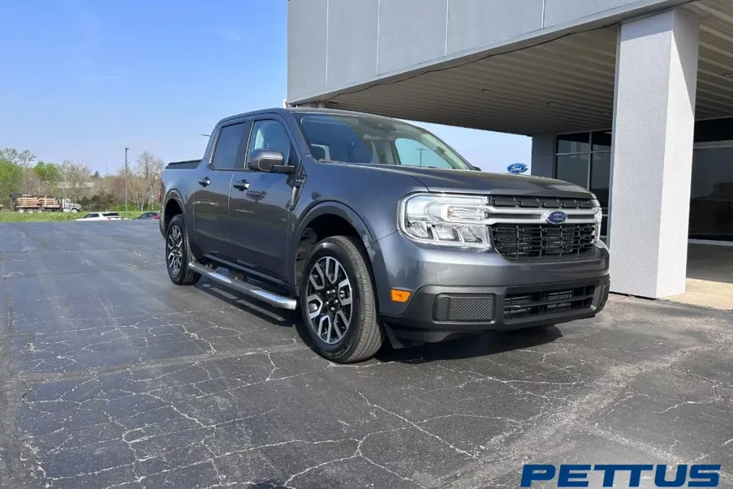 2022 Ford Maverick Lariat photo 1