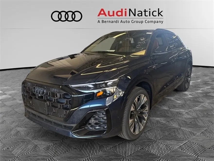 2025 Audi Q8 55 Premium Plus photo 1