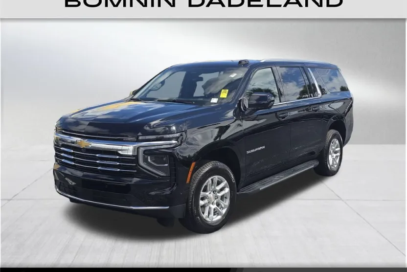 2025 Chevrolet Suburban LT photo 1