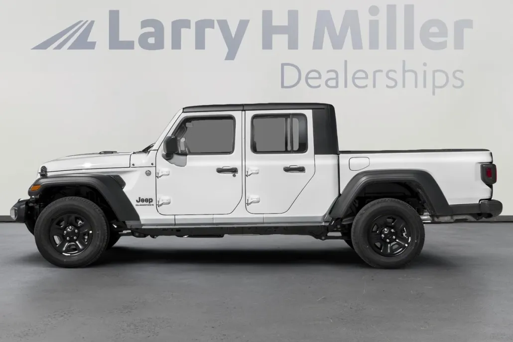 2025 Jeep Gladiator Sport photo 1