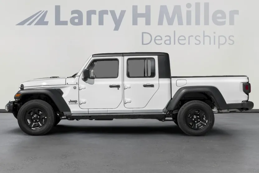 2025 Jeep Gladiator Sport photo 1