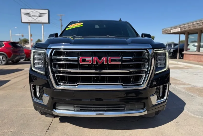 2021 Gmc Yukon SLT photo 1