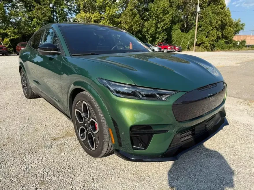 2024 Ford Mustang Mach-E GT photo 1