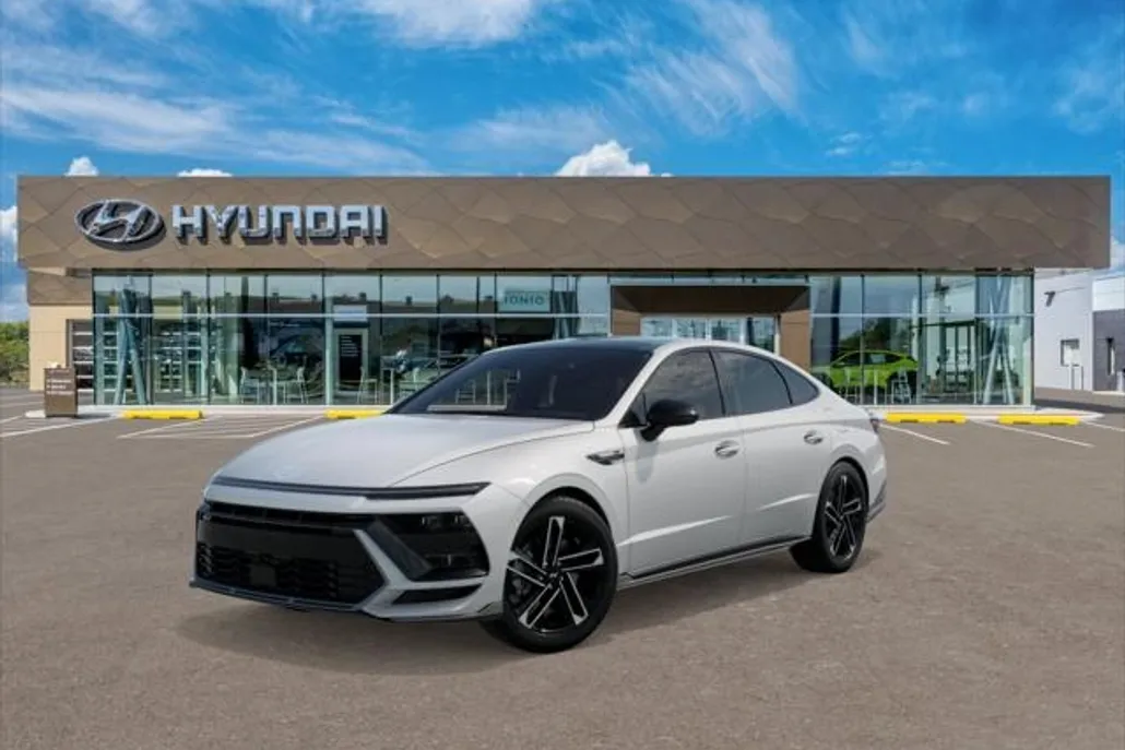 2025 Hyundai Sonata N Line photo 1