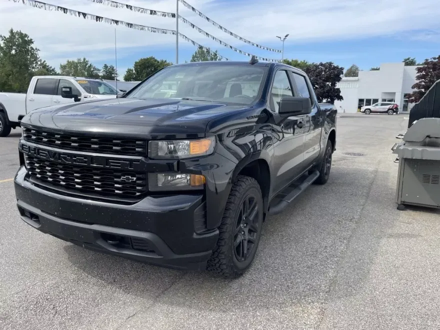 2021 Chevrolet Silverado 1500 Custom photo 1