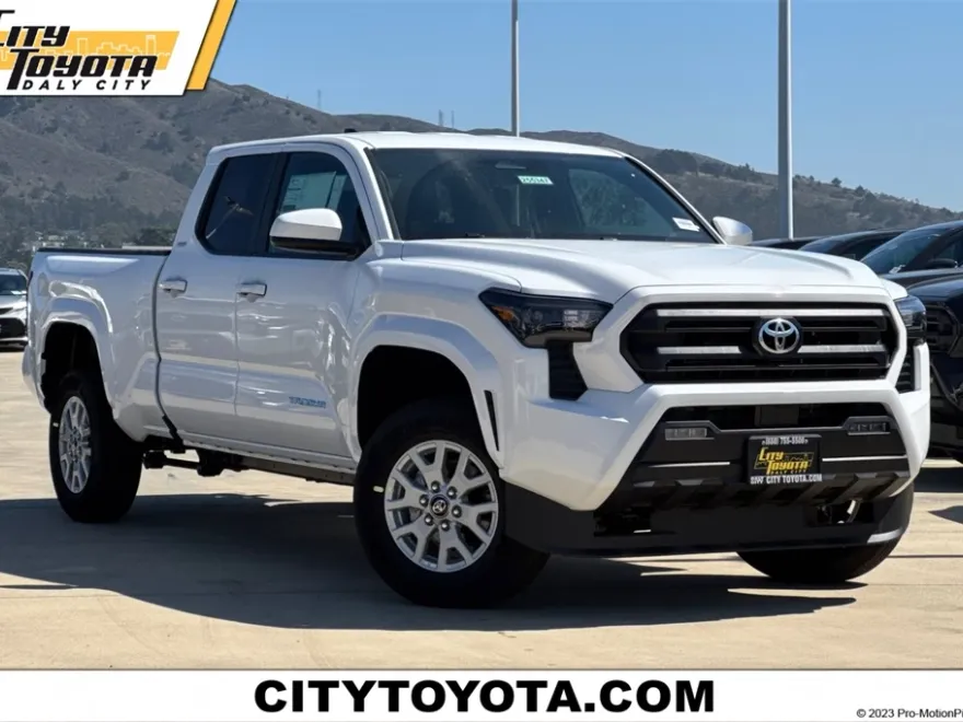 2025 Toyota Tacoma SR5 Double Cab photo 1