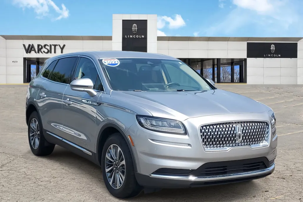 2022 Lincoln Nautilus Standard photo 1