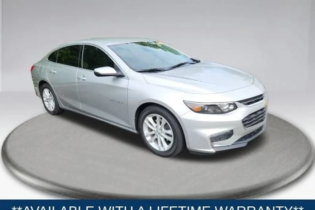 2016 Chevrolet Malibu 1LT photo 1