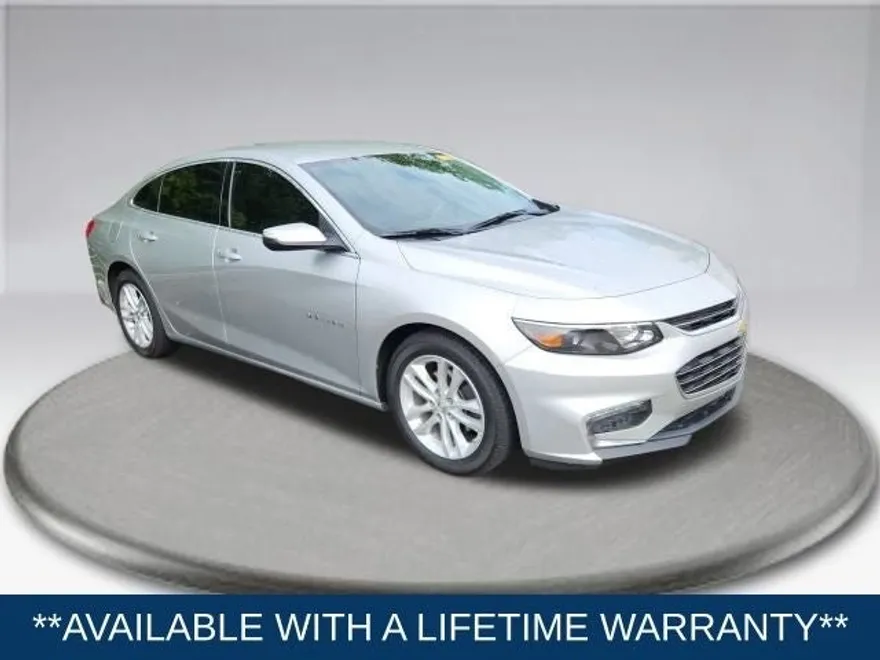 2016 Chevrolet Malibu 1LT photo 1