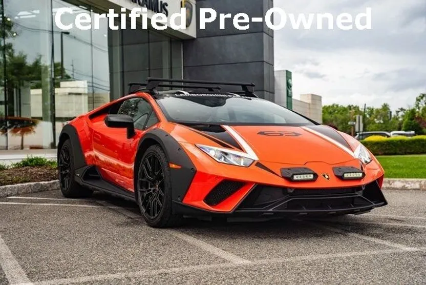 2023 Lamborghini Huracan Sterrato Base photo 1