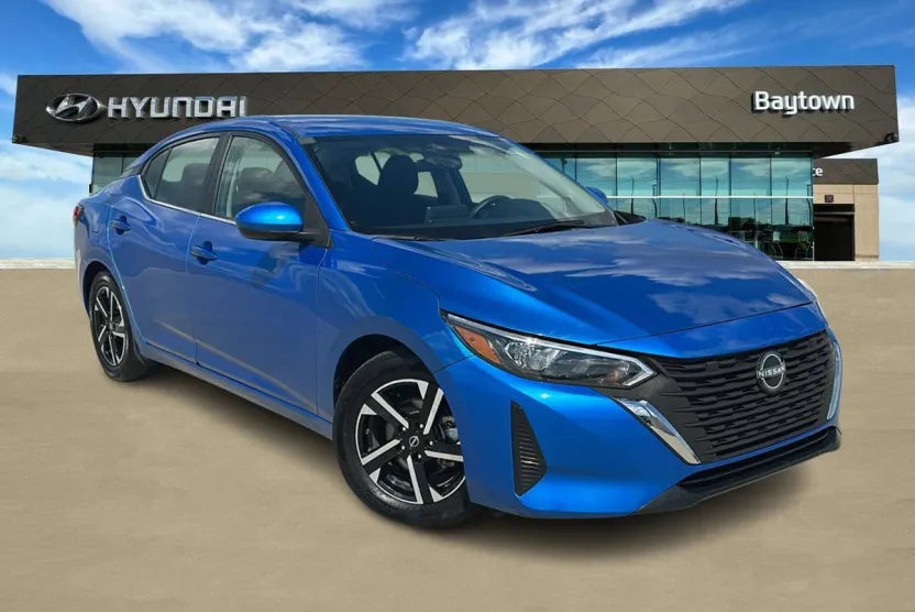 2024 Nissan Sentra SV photo 1