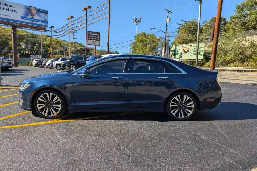 2017 Lincoln MKZ Select photo 1
