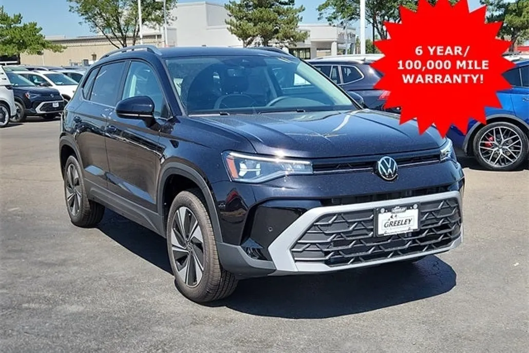 2025 Volkswagen Taos SE photo 1