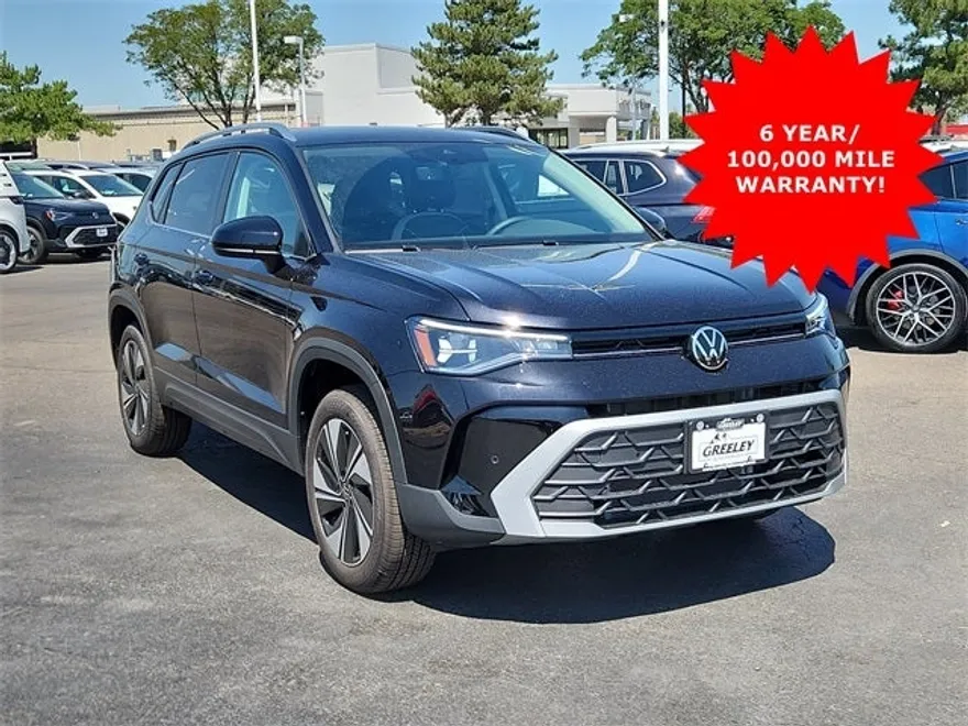 2025 Volkswagen Taos SE photo 1
